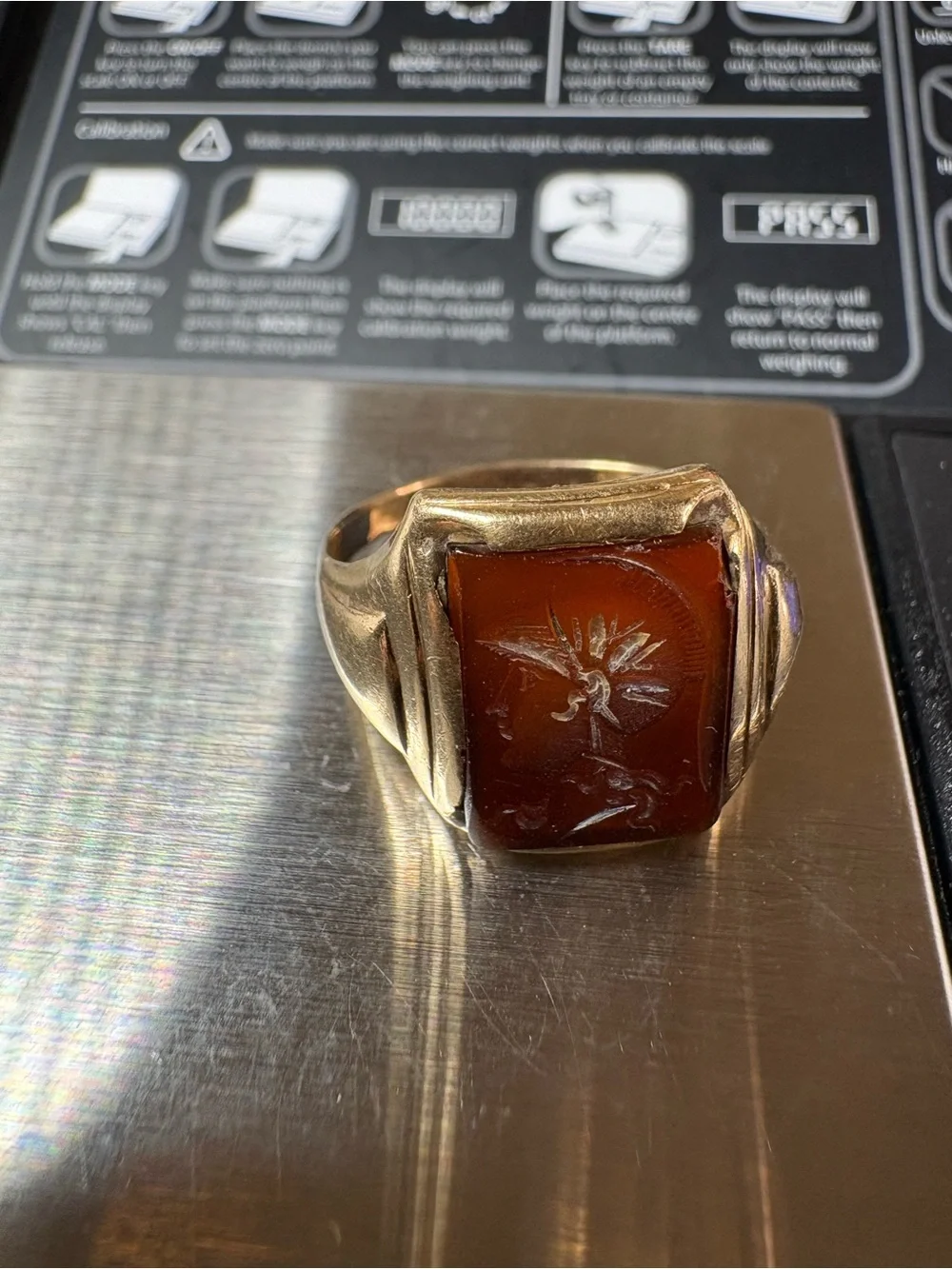 Antique 14 kt Men's Gold Carnelian Intaglio Signet Ring